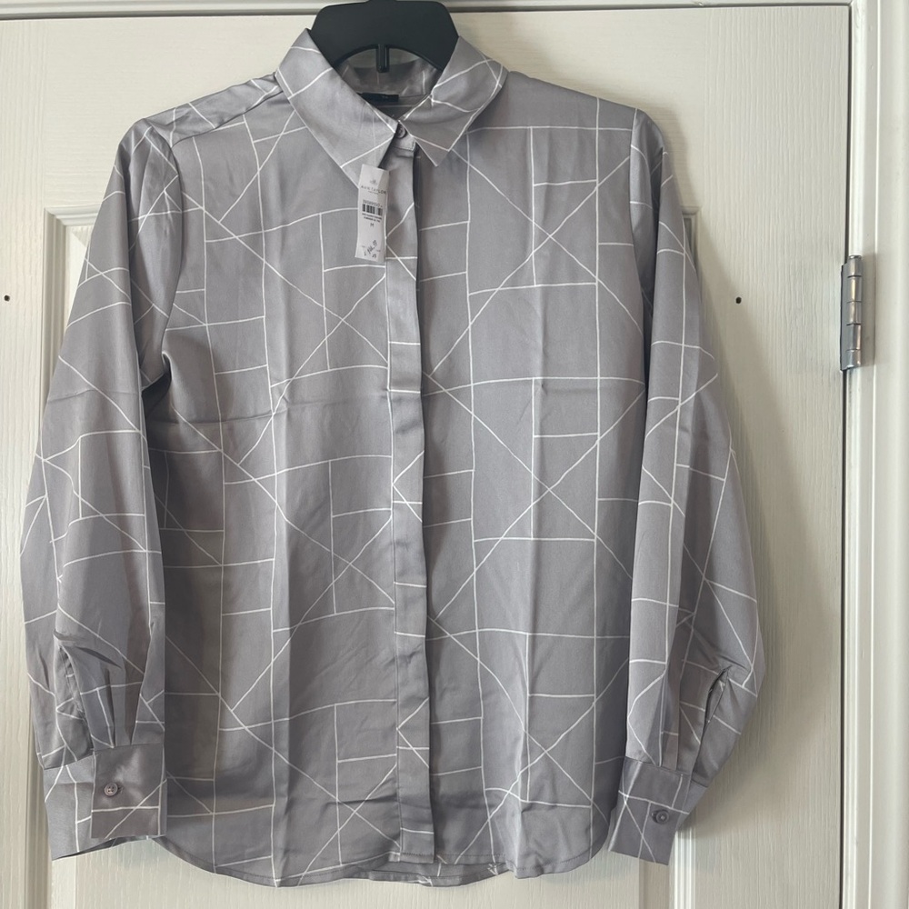 Ann Taylor Women’s Geometric Gray and White Blouse NWT